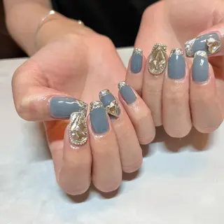 ネイル ⠀ loggy.のネイルデザイン