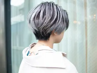 ショート カラー Re:ta Hair 飯田淳平のヘアスタイル