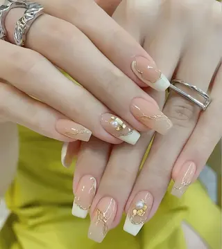 ネイル 南野 由希のネイルデザイン