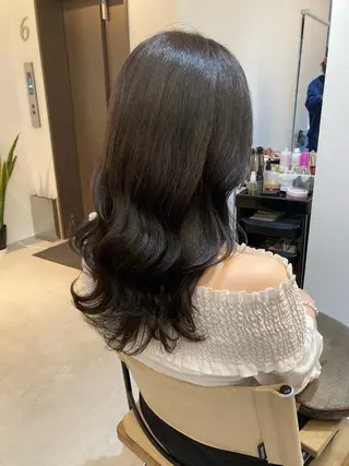 ロング ✨色持ちの良い艶 カラー✨蟹江真世のヘアスタイル