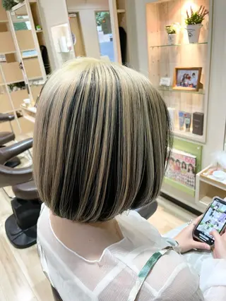 ショート カラー 🌈派手髪ハイトーン 🌈鈴木亮太🌈のヘアスタイル