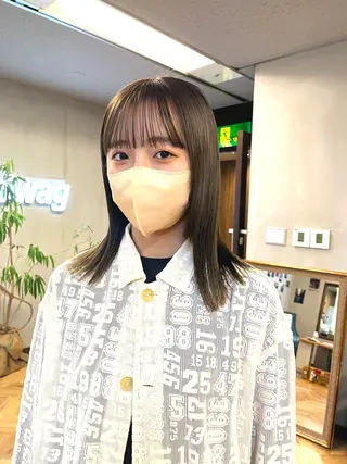 ミディアム esu西梅田所属・ena/ブリーチなし 透明感・レイヤー🎀のヘアスタイル