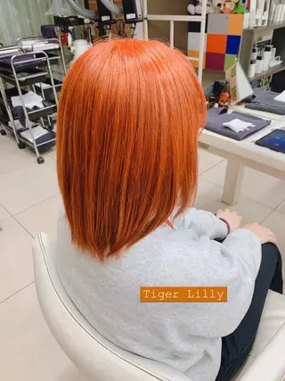 ミディアム カラー ✂︎レディース のメンズカット屋さんのヘアスタイル