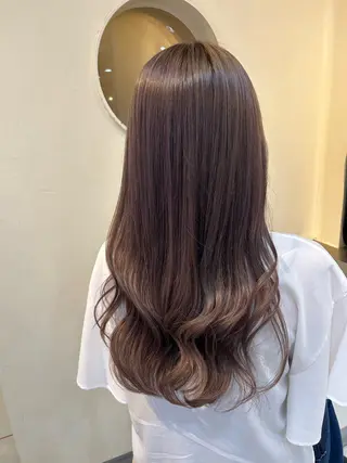 ロング カラー 赤星 さえのヘアスタイル