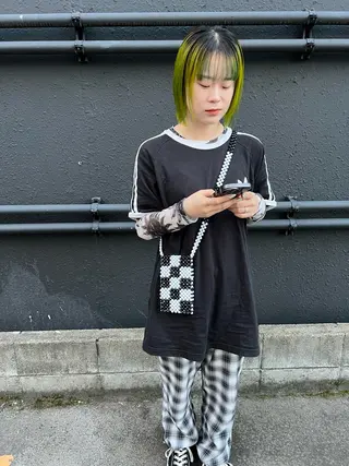 ショート カラー 千葉 郁也のヘアスタイル