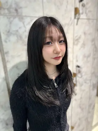 セミロング 新宿/髪質改善/ 阿久津凜のヘアスタイル