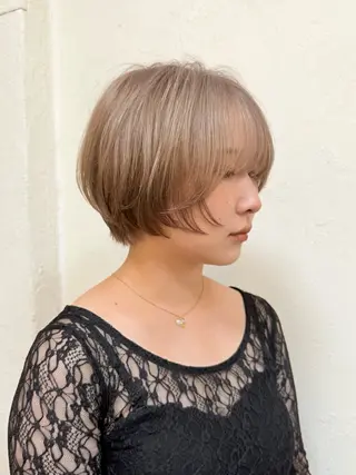 ショート カラー うる艶カラー× ハイトーン/miuのヘアスタイル