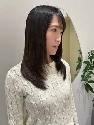 ミディアム 透明感カラー🍃 レイヤースタイル✨葵のヘアスタイル