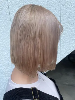 ショート カラー SALOWIN池袋East店3F所属・インナーカラー 推し ブリーチ  髪質改善のヘアスタイル