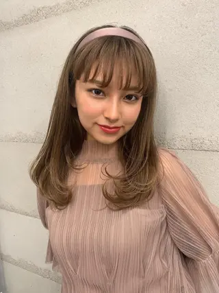 カラー 透明感/オリーブ/ グレージュ/YUKAのヘアスタイル