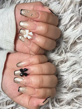 セミロング ネイル ✴︎ Delightのネイルデザイン