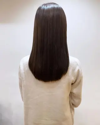 セミロング カラー あずまぐち めぐみのヘアスタイル