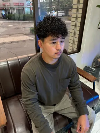 パーマ メンズ 安藤 ひなたのヘアスタイル