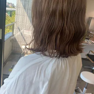 ミディアム etore 矢場町 南沙希のヘアスタイル