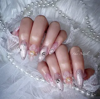 ネイル She   Nail所属・ISA_ BELLAのネイルデザイン