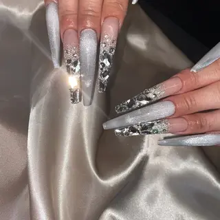 ネイル la vie  Luire所属・la vie Luire ｱｽｶのネイルデザイン