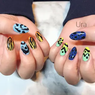 ネイル UrakoNail 《nail》のネイルデザイン
