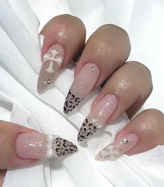 ネイル Lyna 池袋のネイルデザイン