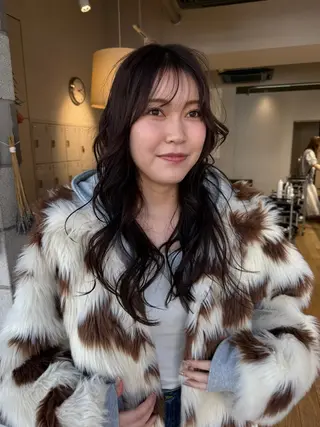 ロング 松本  夏海のヘアスタイル