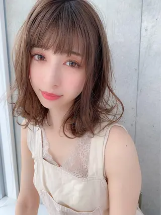 ミディアム カラー ヘアアレンジ 外苑前NO.1艶髪 透明感カラーのヘアスタイル