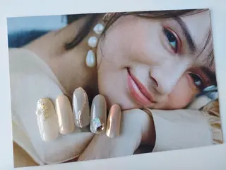 ネイル bloom *のネイルデザイン