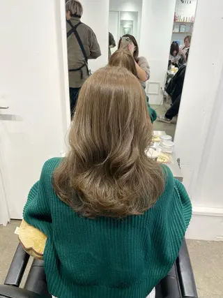 セミロング カラー ♡🪞韓国スタイル/ MISATO🪞♡のヘアスタイル