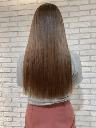 ロング カラー ヘアアレンジ yuka .のヘアスタイル