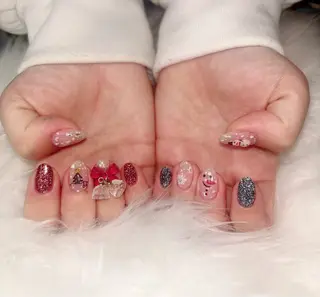 ネイル M Hのネイルデザイン