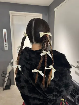 ヘアアレンジ レイヤー/ハイトーン ヒガシサヨのヘアスタイル