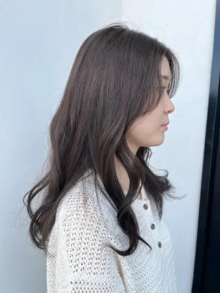 カラー 齊藤 美有のヘアスタイル