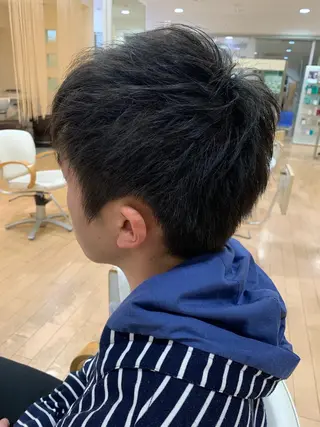 メンズ 美容しょうへいの店所属・吉川 茉由子のヘアスタイル