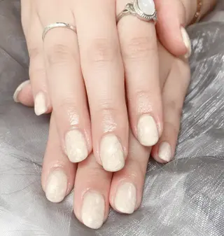 ネイル 高木 維麗絲のネイルデザイン