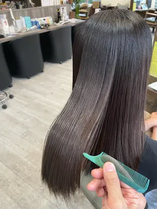 ロング 中野  淳のヘアスタイル