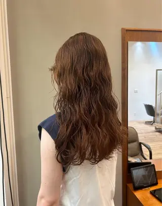 セミロング 🍁ロングパーマ.ニ ュアンス🍁陸来のヘアスタイル