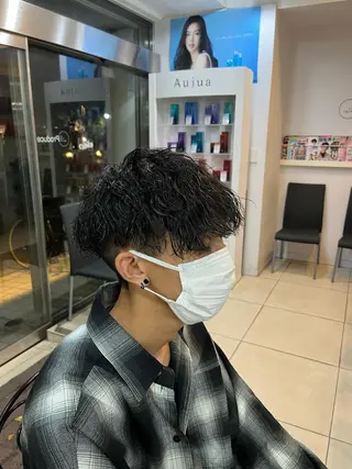 ショート パーマ メンズ 韓国風メンズ/毛流れ ヘアなら須田龍世のヘアスタイル