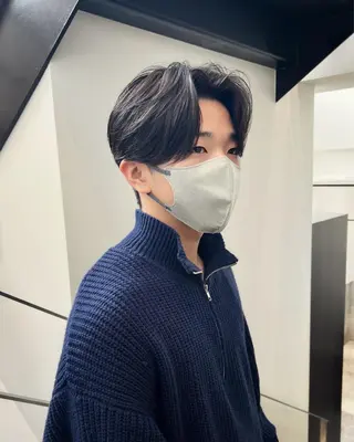 パーマ メンズ Qin shaire salon 原宿verno店所属・【センターパート】 ETO／江藤翼の眉毛・アイブロウイメージ