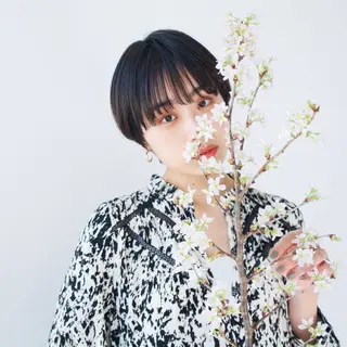 ショート カラー CREAPY所属・日向野 利菜のヘアスタイル