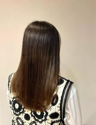 ロング まるやま ゆいかのヘアスタイル