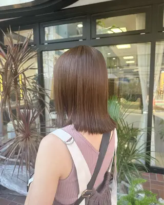 ミディアム ミディアム/レイヤー ハイライト/aikaのヘアスタイル