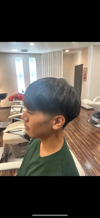 メンズ Smile hair沼影店所属・メンズカット専門 パーマモデル探し中のヘアスタイル