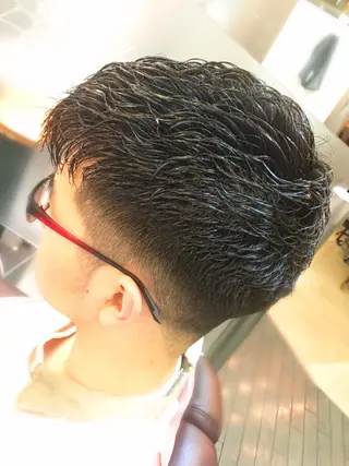 ショート ゼロスバーバーショップ所属・予約1000件超 ✨メンズパーマのヘアスタイル