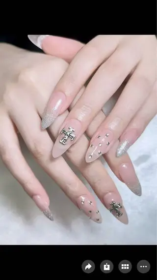 ネイル ルラワンネイル エンのネイルデザイン