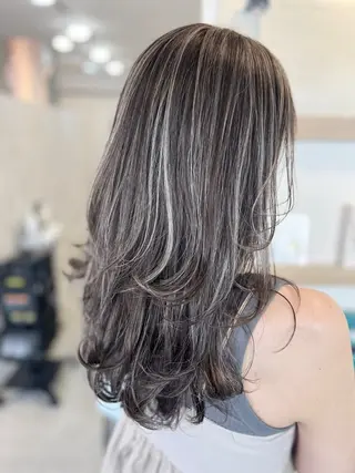 ロング カラー noa.所属・noa. 高橋タツヤのヘアスタイル