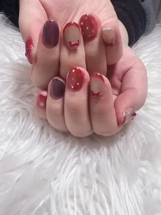 ネイル &ME シシのネイルデザイン