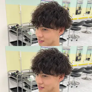 セミロング パーマ ヘアアレンジ メンズ 艶カラー の達人のヘアスタイル