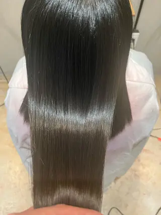 ミディアム 太田 渚遊のヘアスタイル