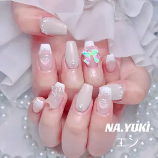 ネイル 🦋 Queenieのネイルデザイン