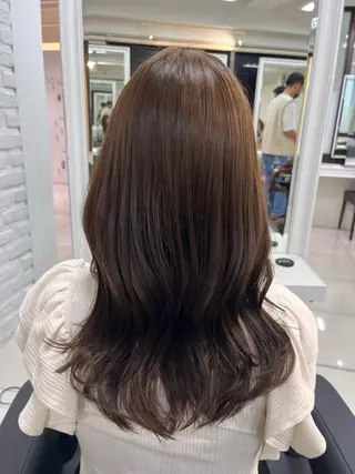 セミロング カラー 【センターパート/ マッシュ】ryokaのヘアスタイル