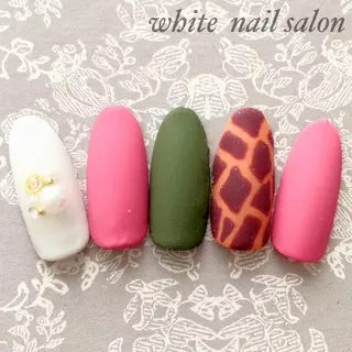 ネイル white nail salonのネイルデザイン