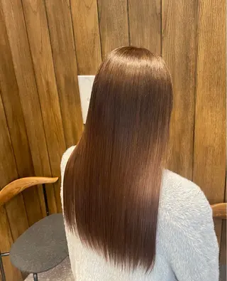 セミロング 荒木 理緒のヘアスタイル